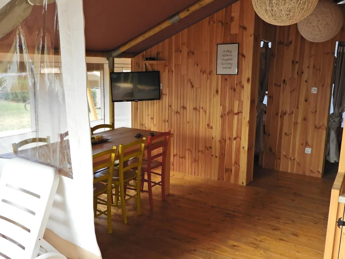Drago Tours Lodge Tent Joy Safari, Lanterna Poreč Luksustelt